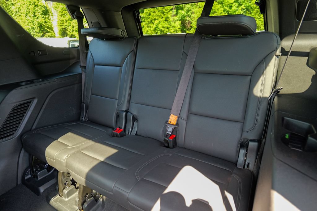 Used 2023 Chevrolet Tahoe LT w/ Luxury Package AWD/4WD image 29