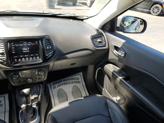 Used 2019 Jeep Compass Limited w/ Safety & Security Group AWD/4WD image 16
