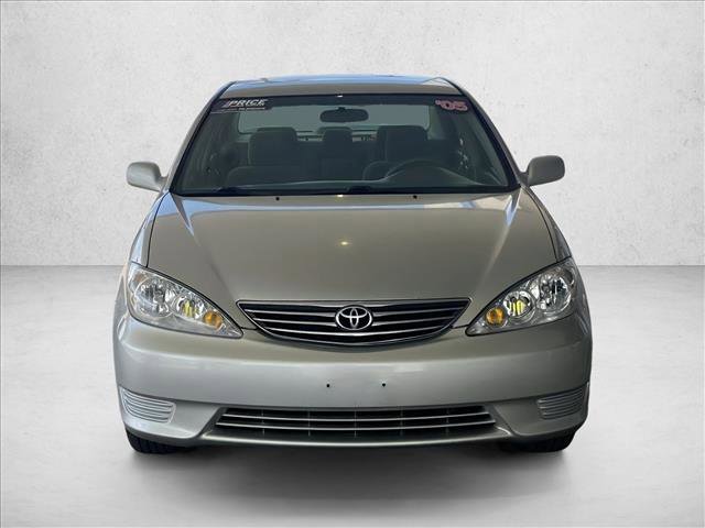 Used 2005 Toyota Camry LE FWD image 7