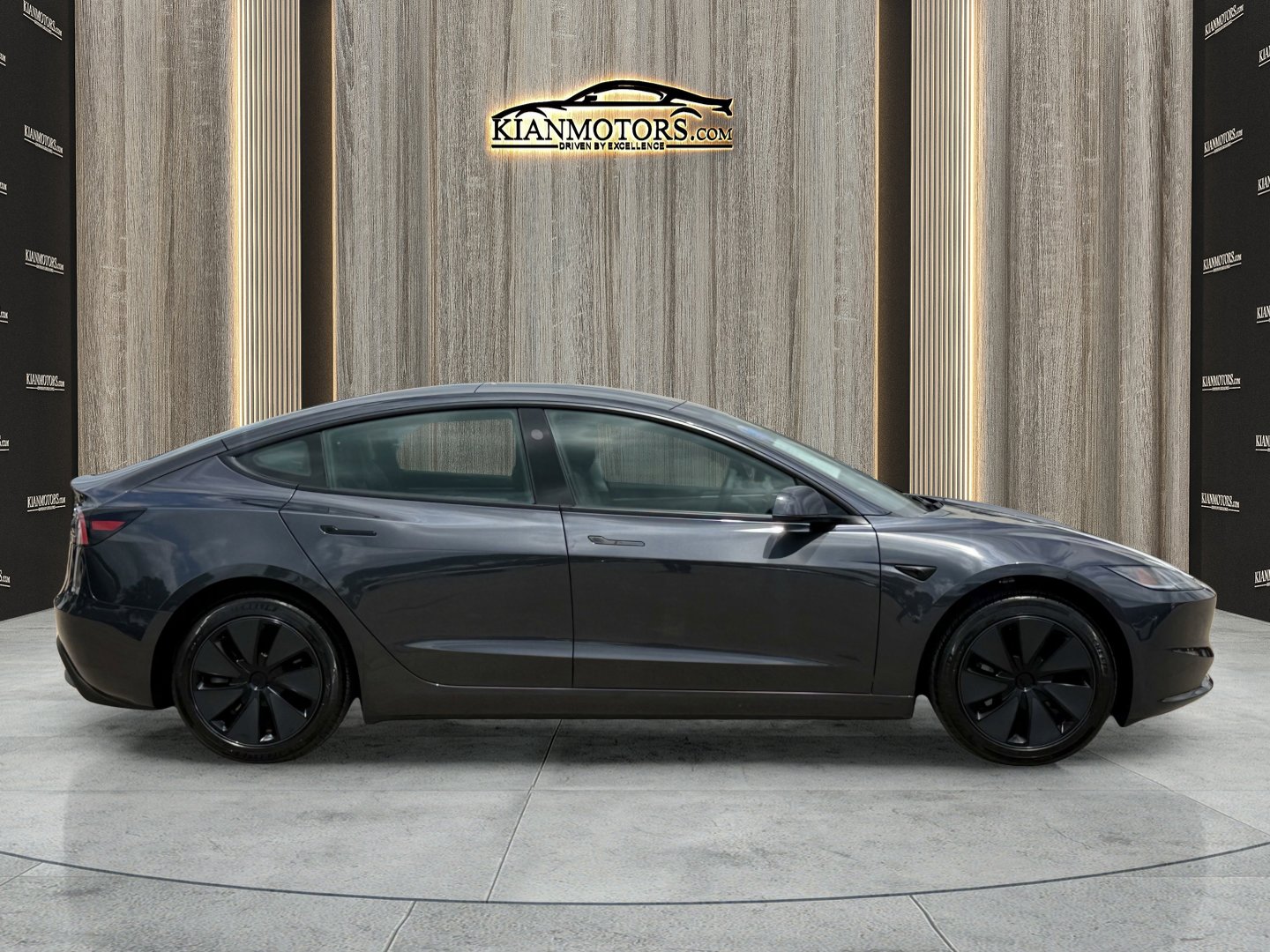 Used 2025 Tesla Model 3 Long Range RWD image 8