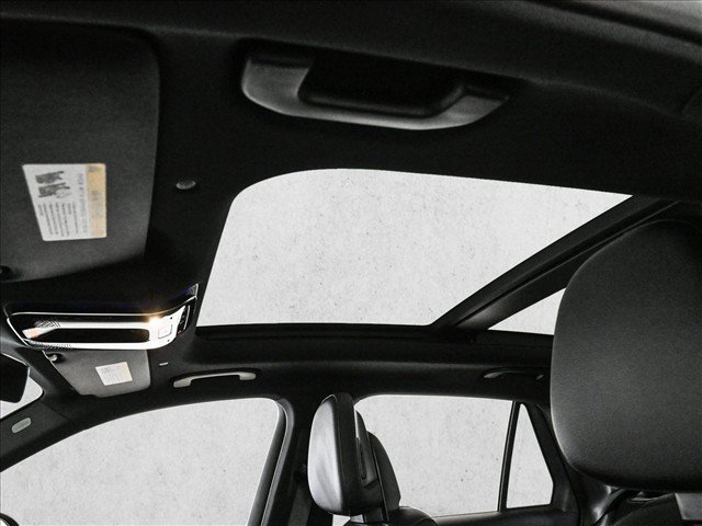Certified 2026 Mercedes-Benz GLC 300 4MATIC image 17