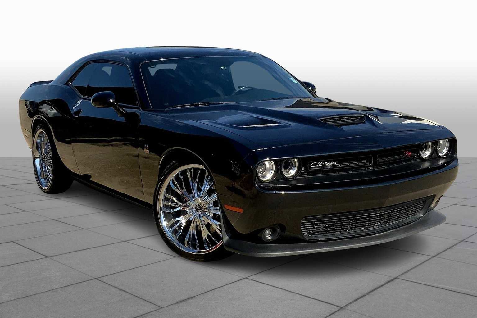 Used 2022 Dodge Challenger R/T Scat Pack image 2