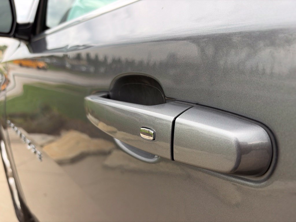 Used 2020 Chevrolet Traverse LS FWD image 41