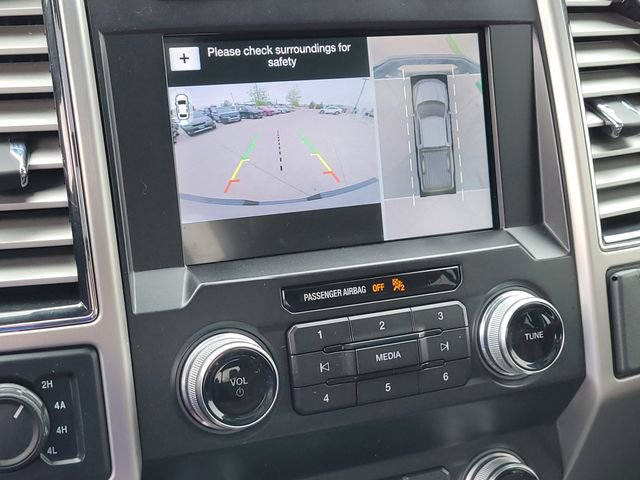 Used 2019 Ford F150 Platinum w/ Equipment Group 701A Luxury AWD/4WD image 17