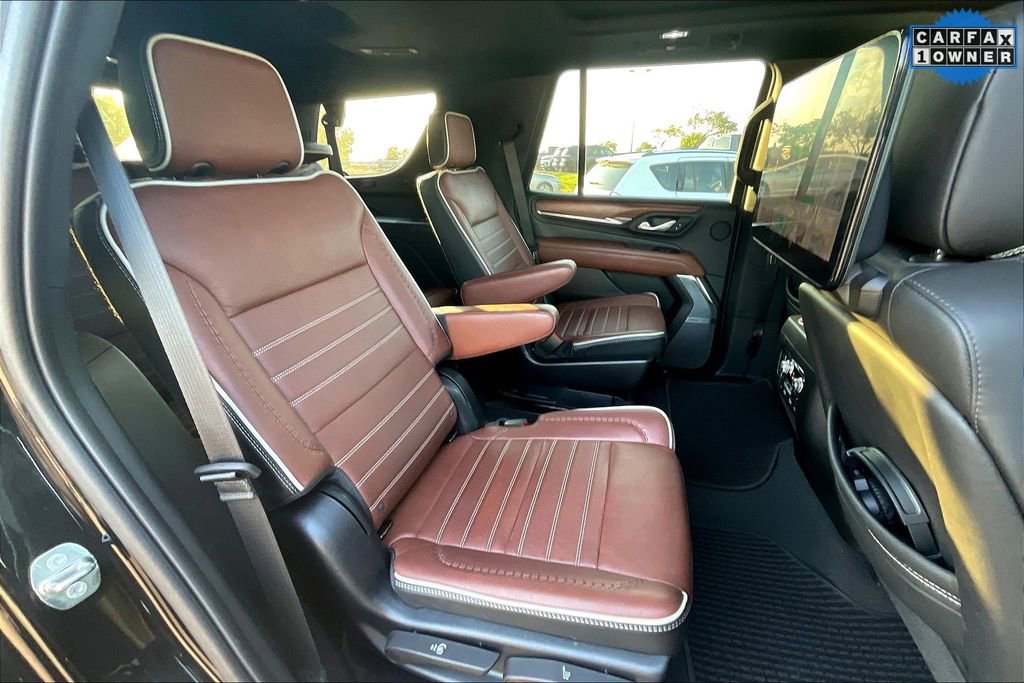 Used 2023 GMC Yukon Denali Ultimate image 27