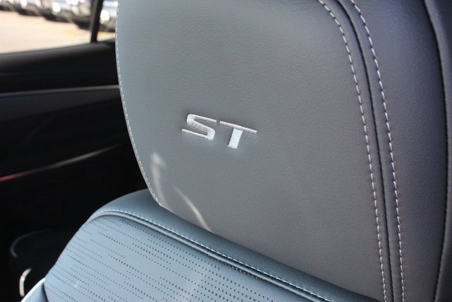 New 2026 Buick Enclave Sport Touring w/ Power Package image 22