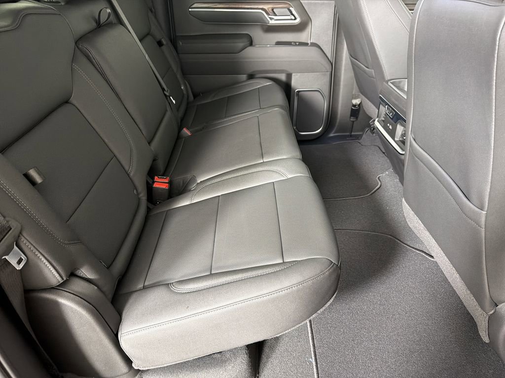 New 2026 GMC Sierra 1500 SLT w/ SLT Premium Plus Package image 13