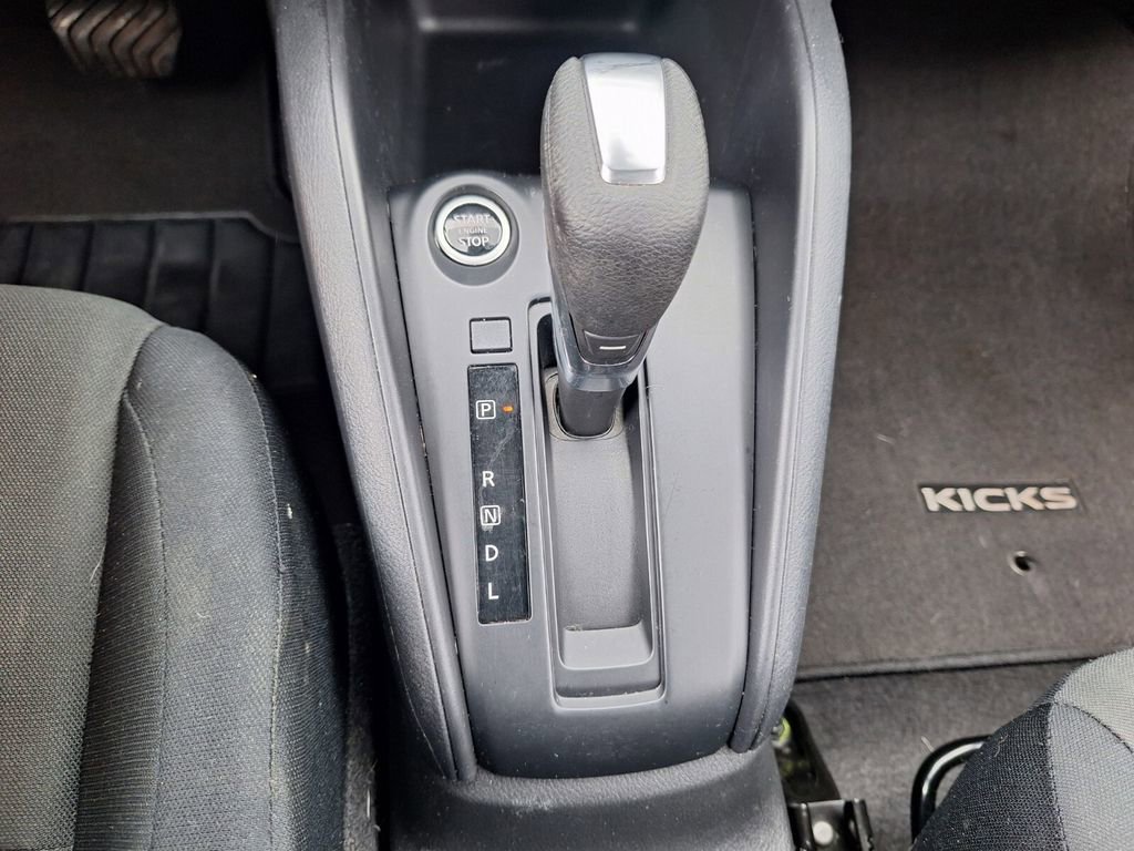 Used 2024 Nissan Kicks S FWD image 18