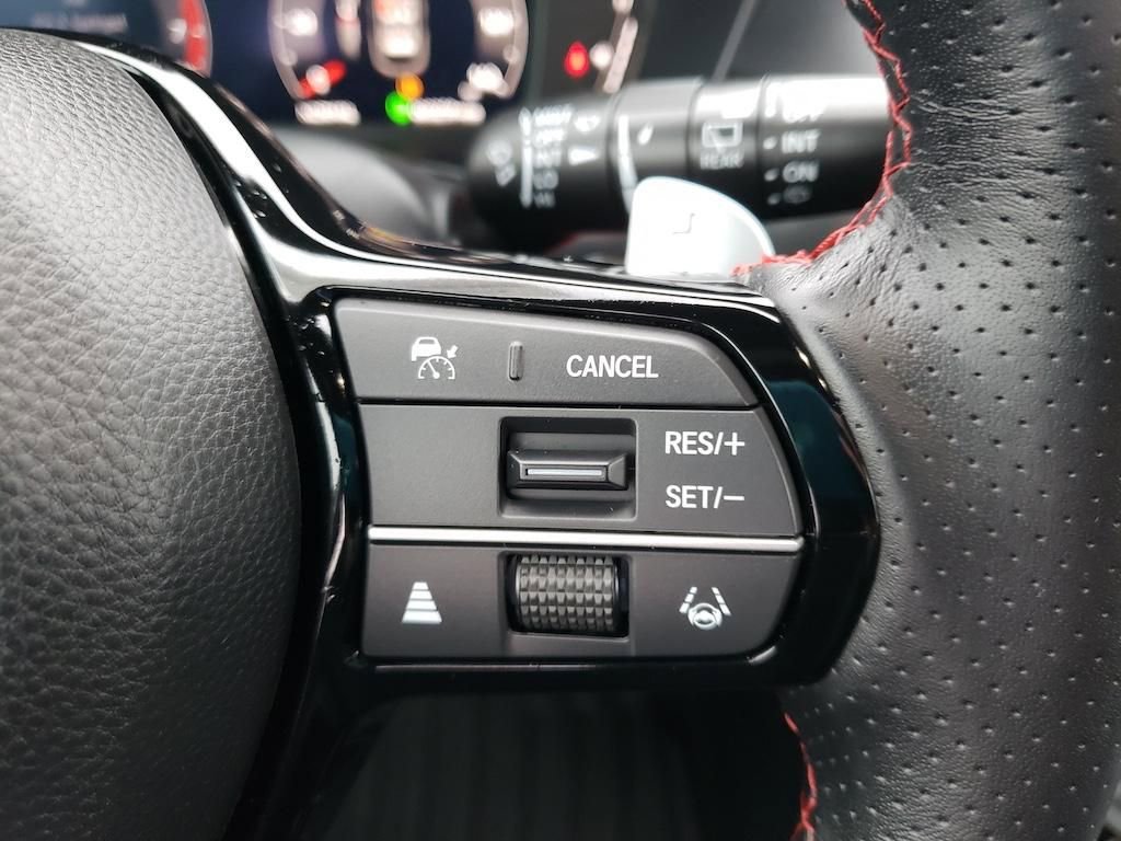 Certified 2025 Acura ADX A-Spec image 18