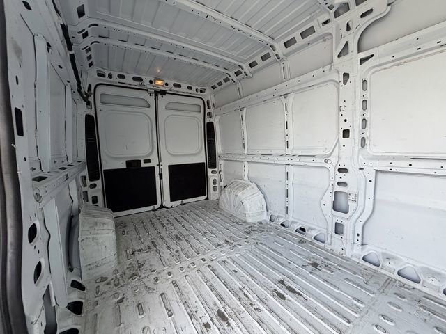 Used 2023 RAM ProMaster 2500 image 13