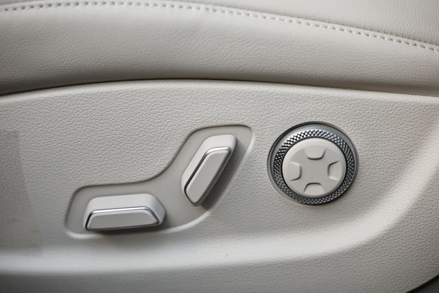 New 2026 Genesis GV80 2.5T Advanced image 23