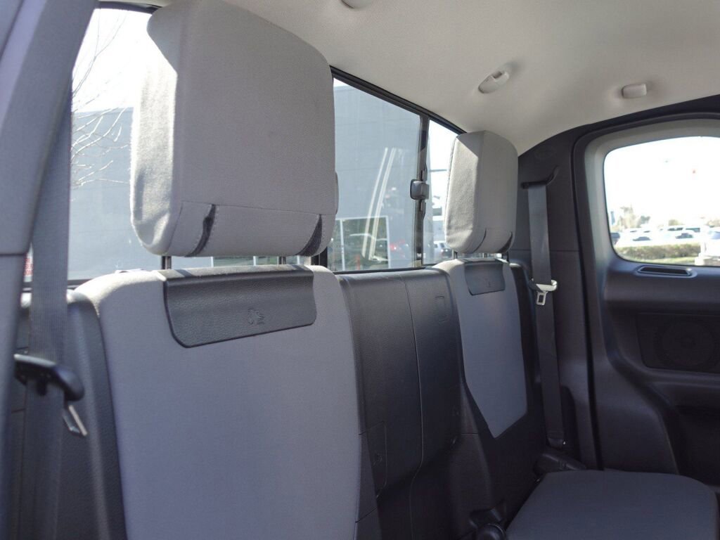 Certified 2019 Toyota Tacoma SR w/ SR Convenience Package image 15