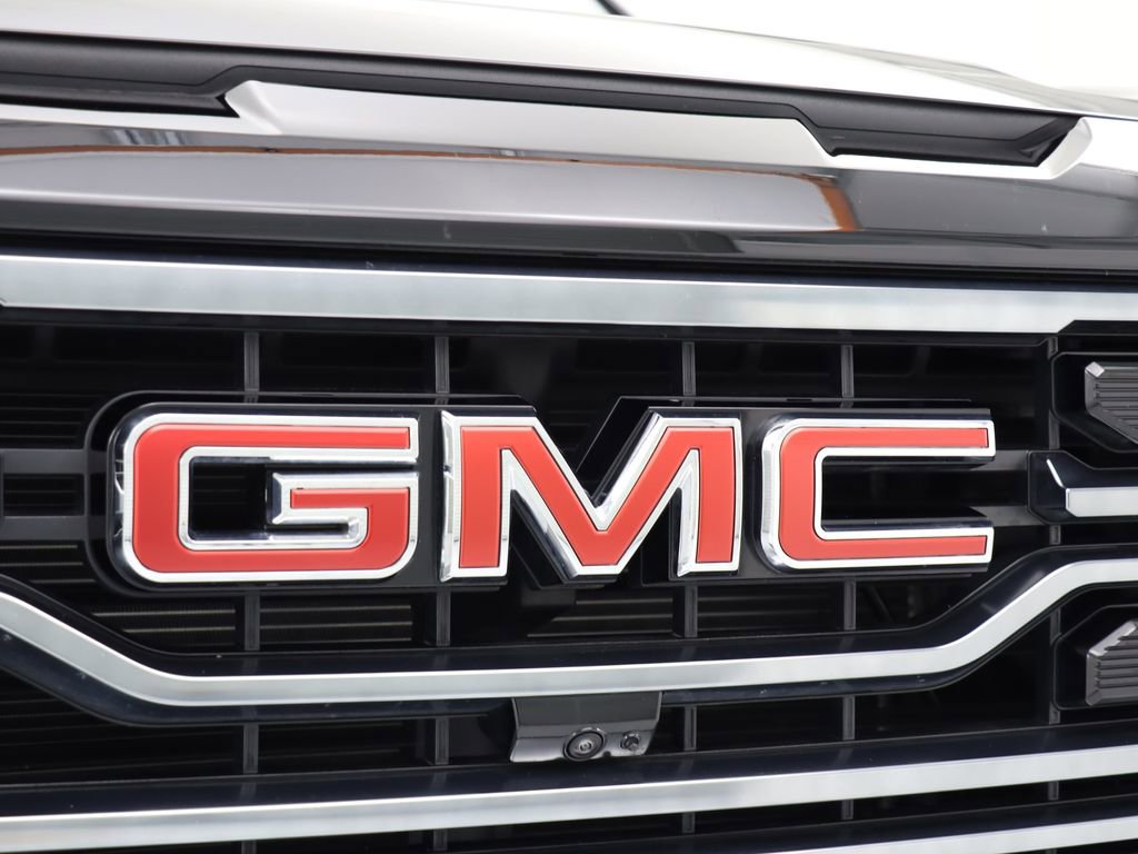 Used 2025 GMC Sierra 1500 AT4 w/ AT4 Premium Package image 9
