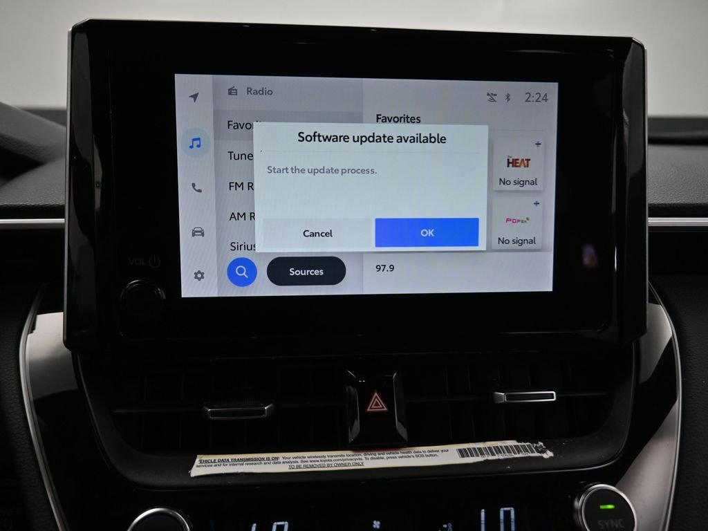 Used 2023 Toyota Corolla Cross XSE w/ Convenience Package image 12