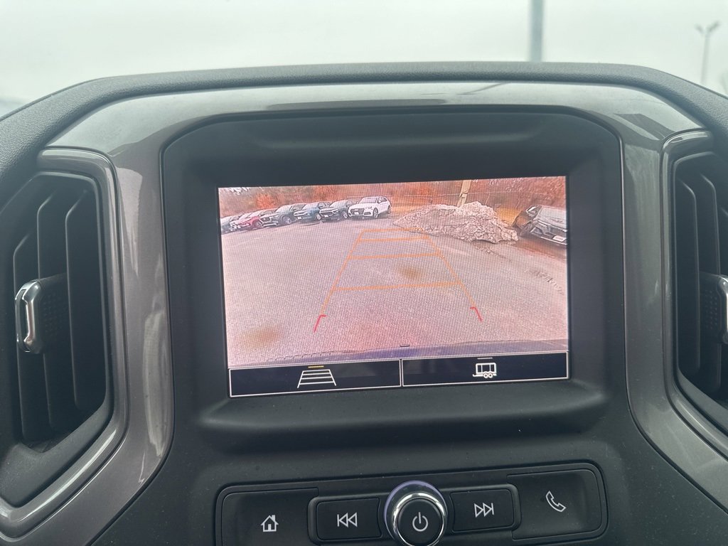 Used 2022 Chevrolet Silverado 1500 Custom image 17