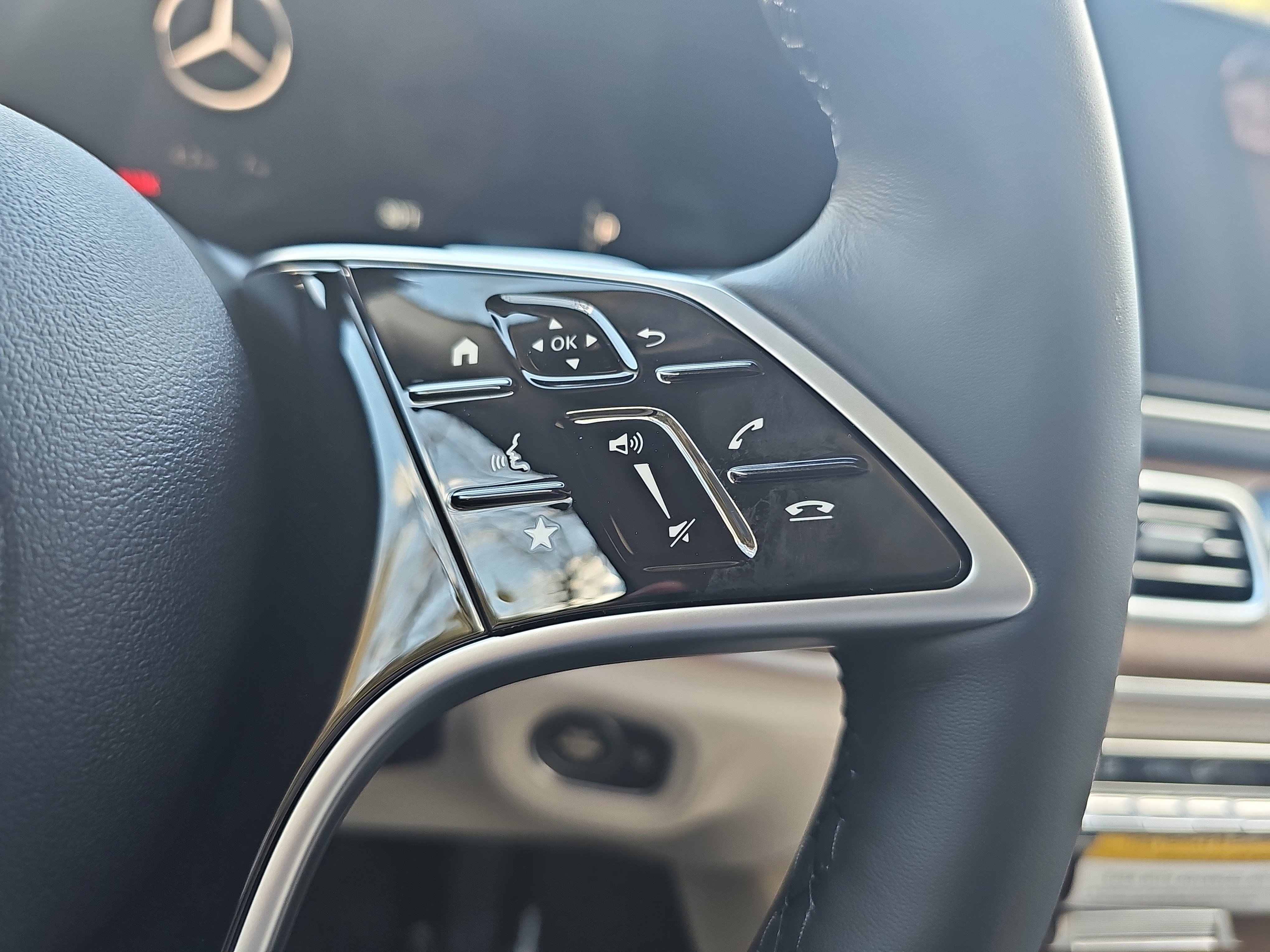 New 2026 Mercedes-Benz GLE 450 4MATIC image 19