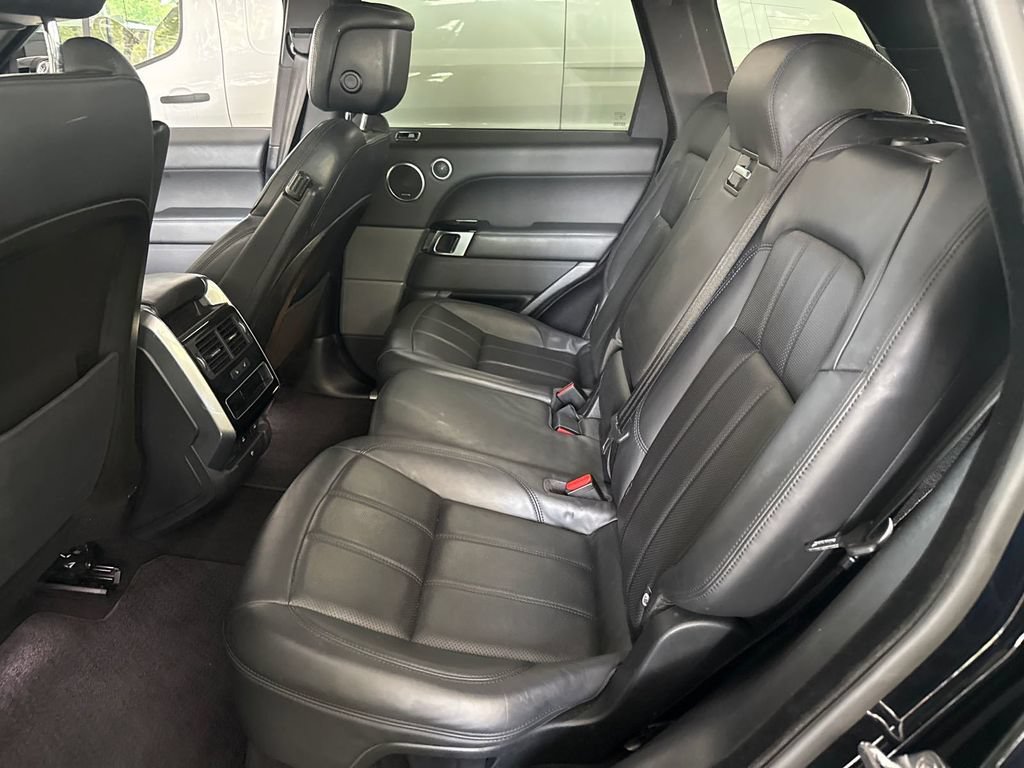 Used 2019 Land Rover Range Rover Sport HSE AWD/4WD image 15
