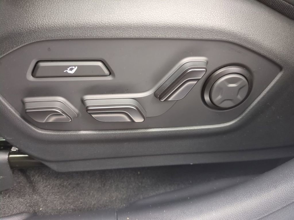 New 2026 Hyundai Santa Fe Calligraphy FWD image 23