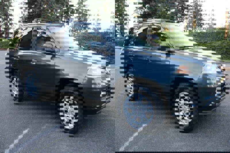 Used 2005 Acura MDX Touring image 2