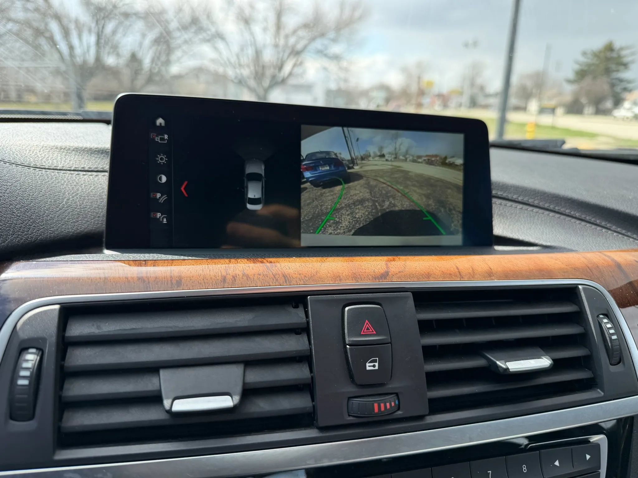 Used 2018 BMW 340i xDrive 340i xDrive Sedan 4D w/ Premium Package image 22