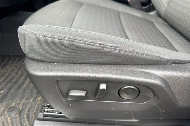 Used 2025 Chevrolet Silverado 1500 LT image 13