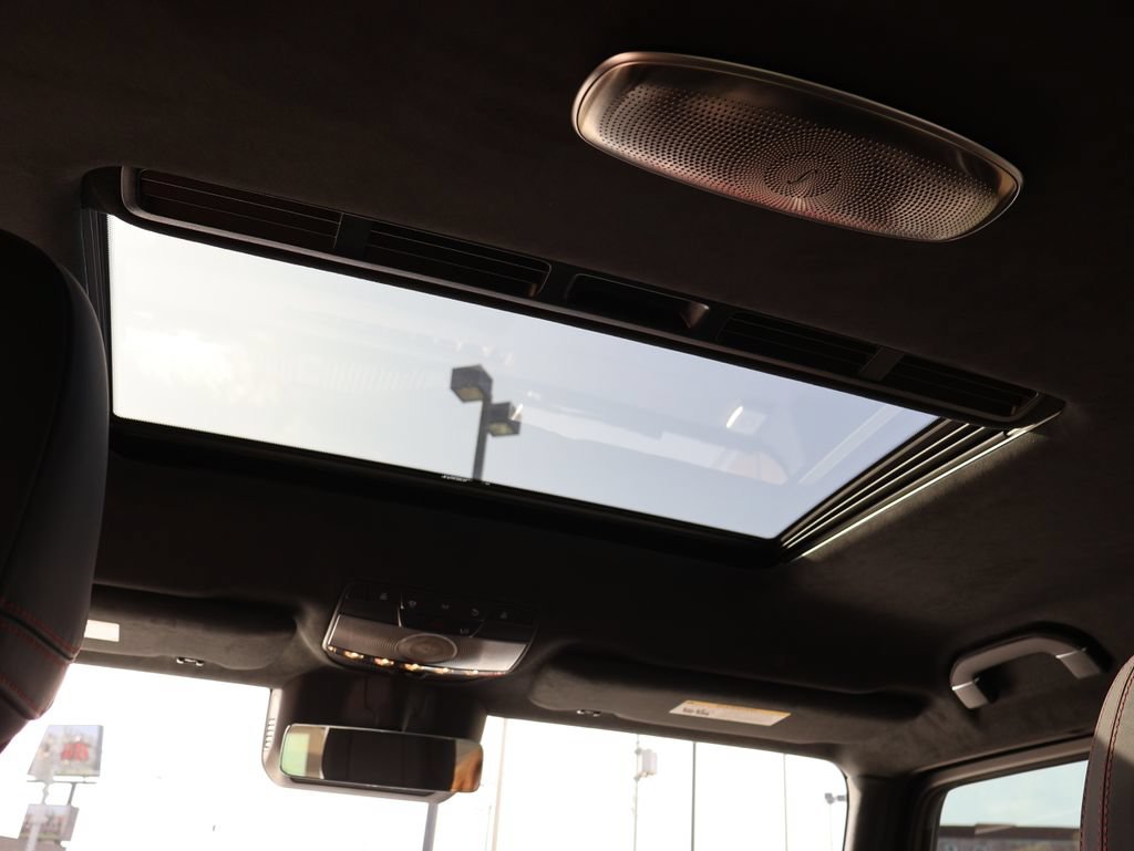 Used 2025 Mercedes-Benz G 63 AMG 4MATIC image 14