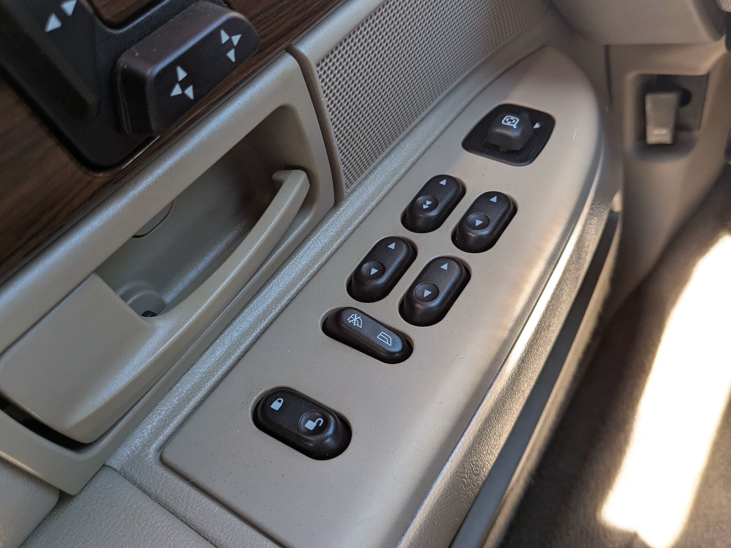 Used 2003 Mercury Grand Marquis GS RWD image 19