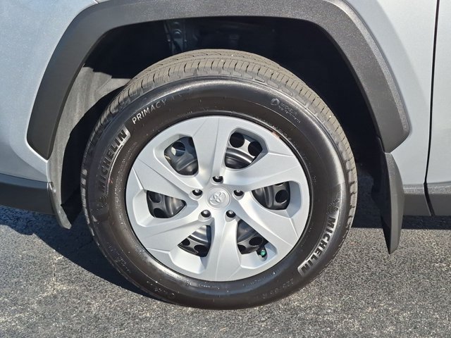 Certified 2024 Toyota RAV4 LE AWD/4WD image 8