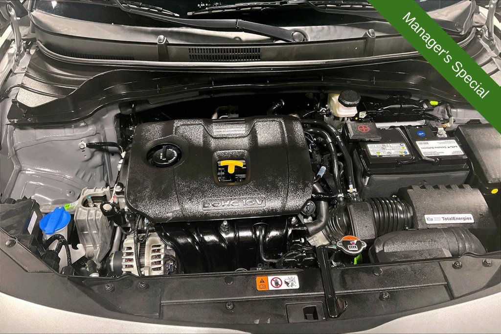 Used 2025 Kia Soul LX w/ LX Technology Package FWD image 11