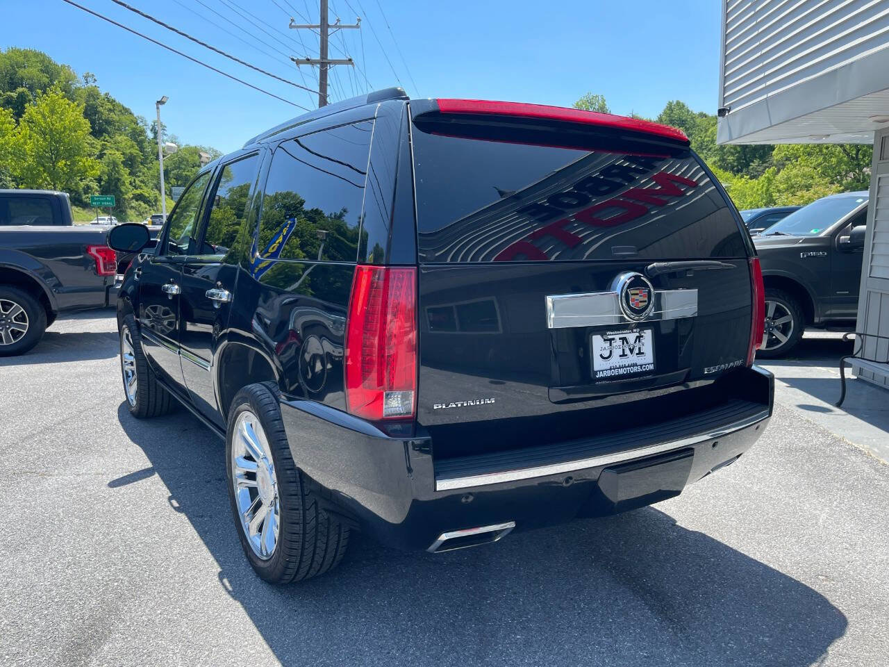 Used 2014 Cadillac Escalade Platinum image 6