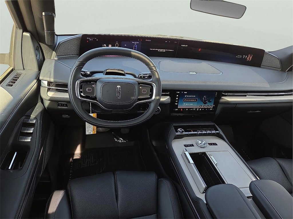 New 2026 Lincoln Navigator L Reserve w/ Jet Appearance Package image 11