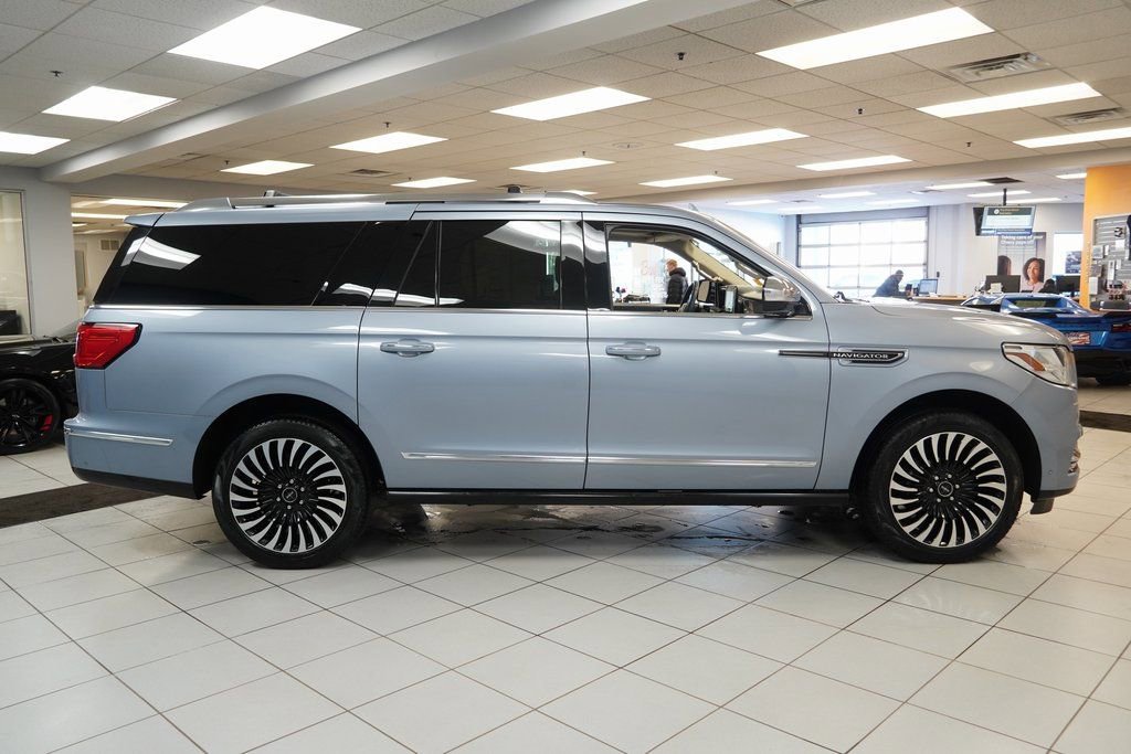 Used 2021 Lincoln Navigator L Black Label w/ Cargo Convenience Package image 15