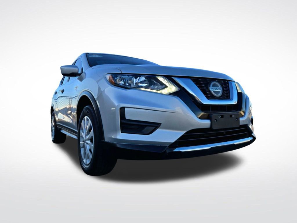 Used 2019 Nissan Rogue S image 42