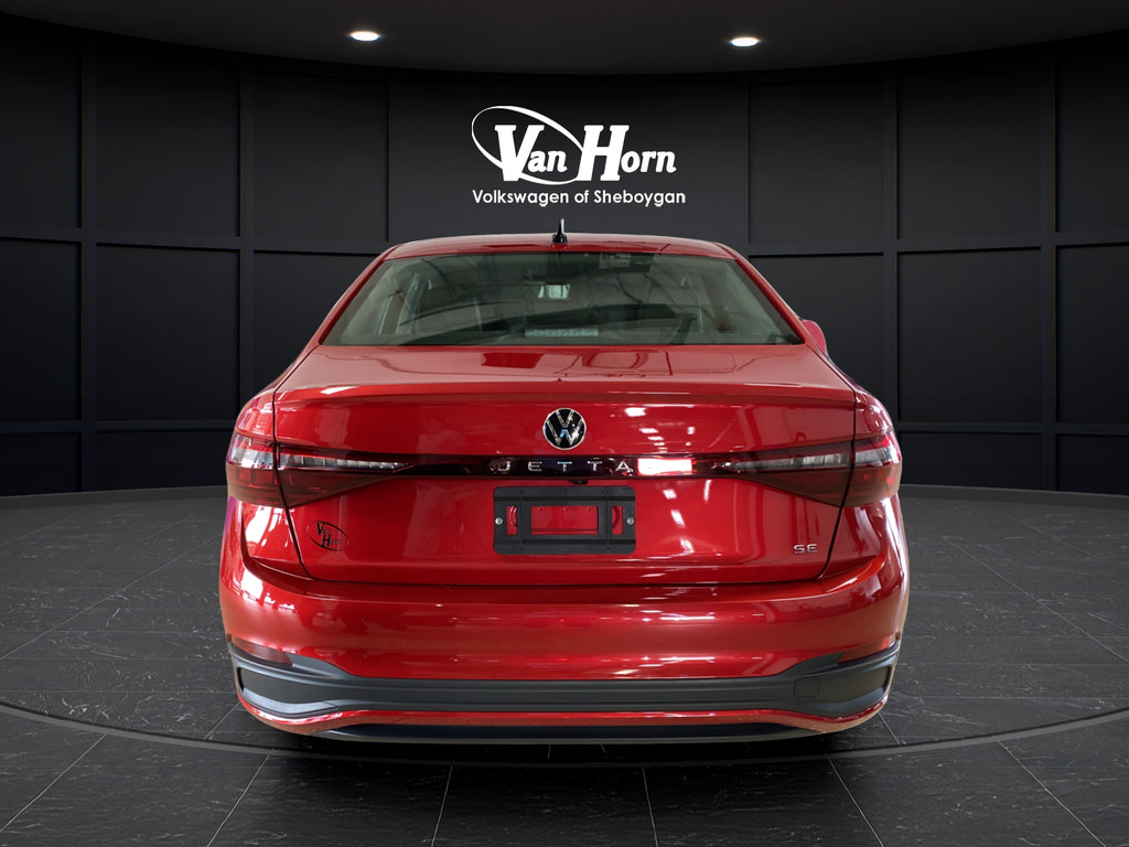 Used 2025 Volkswagen Jetta SE FWD image 6