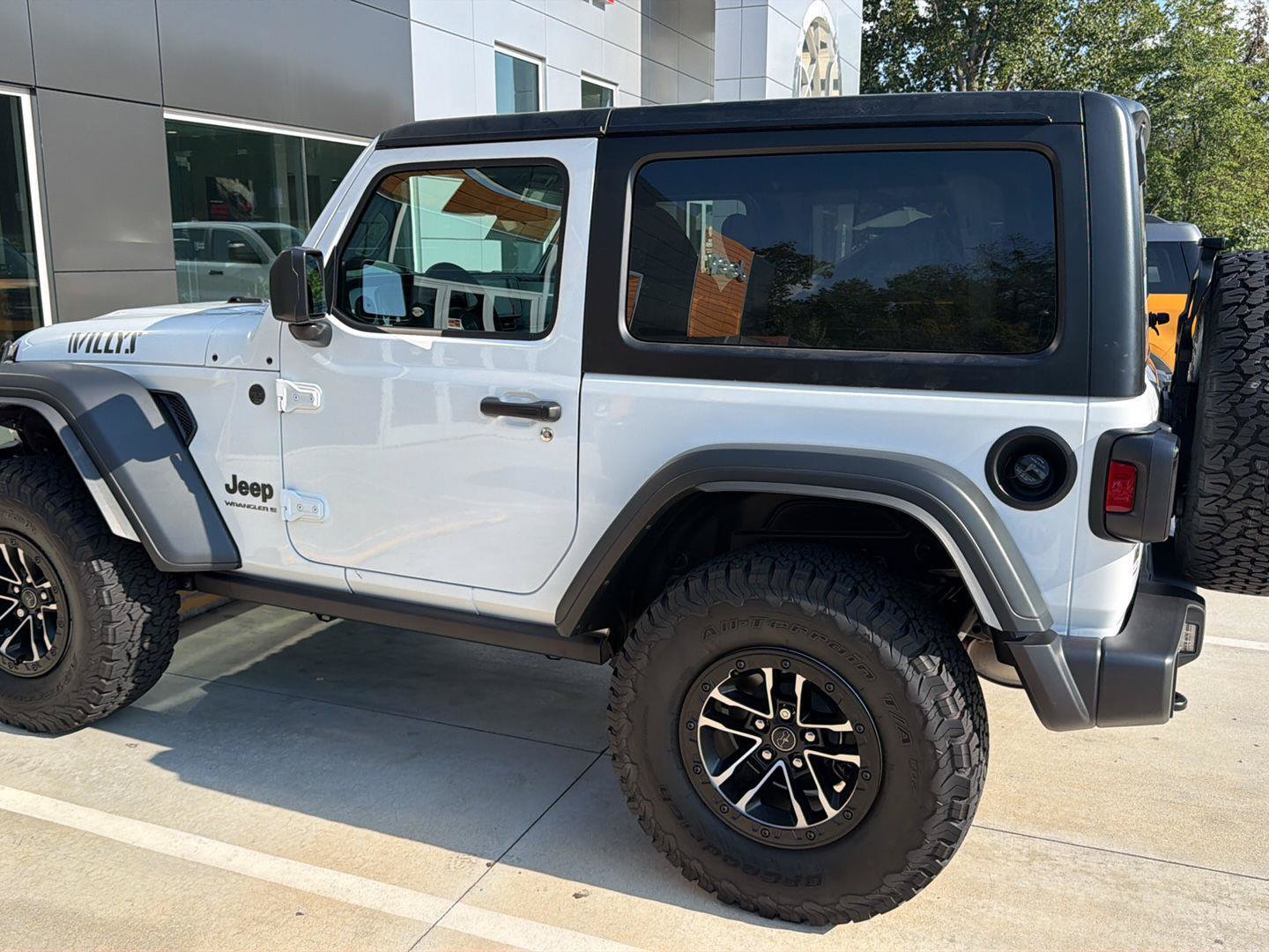 Used 2026 Jeep Wrangler Sport AWD/4WD image 36