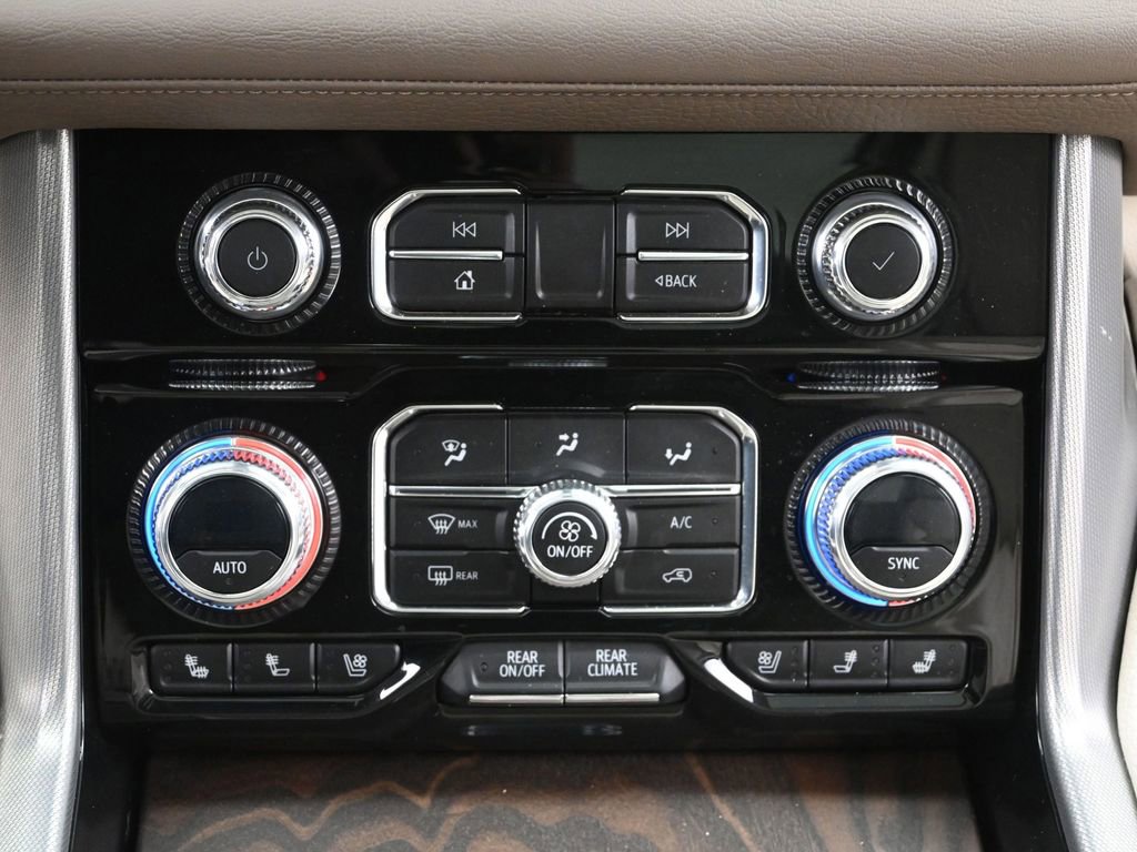 Used 2023 GMC Yukon XL Denali w/ Max Trailering Package image 19