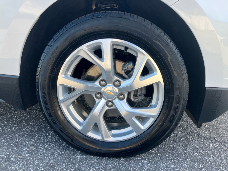 Used 2018 Chevrolet Equinox Premier image 29