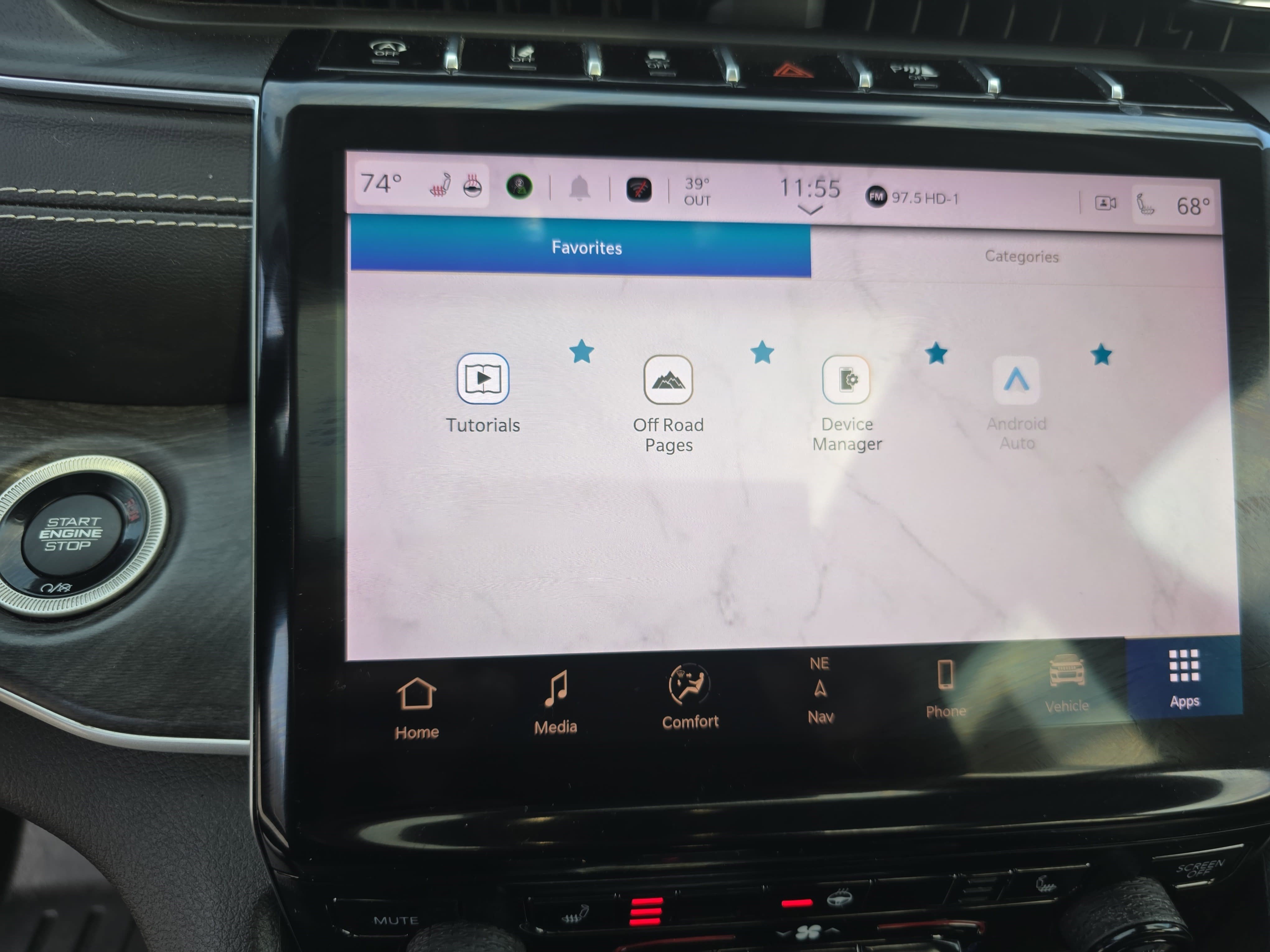 Used 2022 Jeep Grand Cherokee L Limited image 21