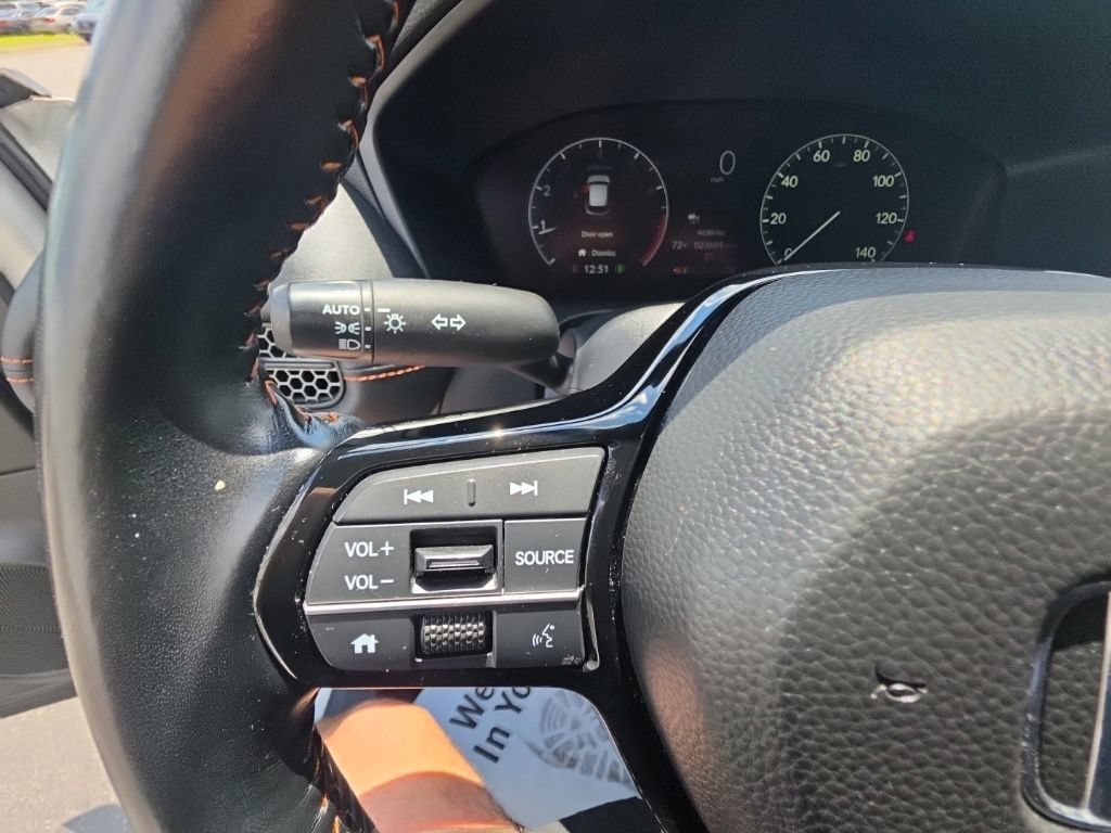 Used 2025 Honda HR-V Sport image 18