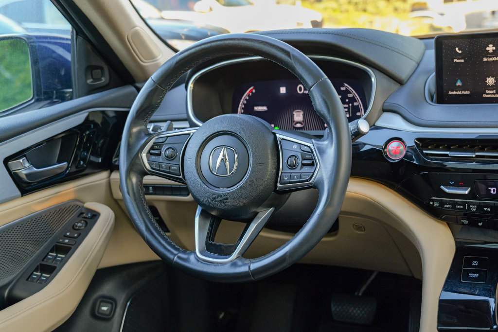 Used 2023 Acura MDX SH-AWD image 44