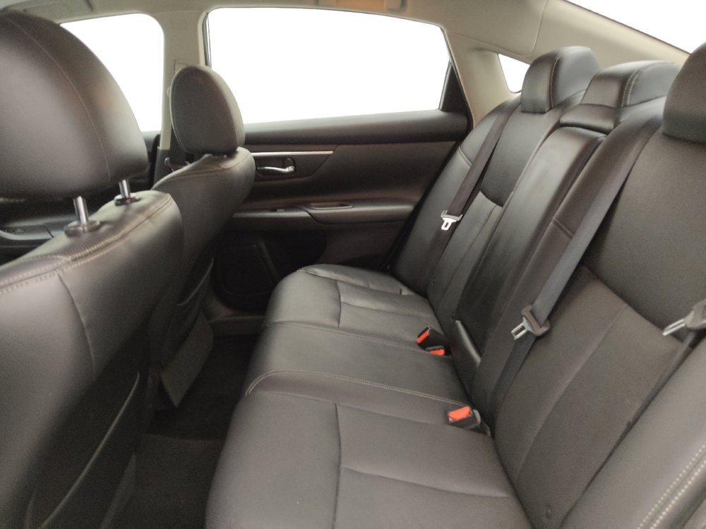 Used 2017 Nissan Altima 2.5 SL FWD image 18