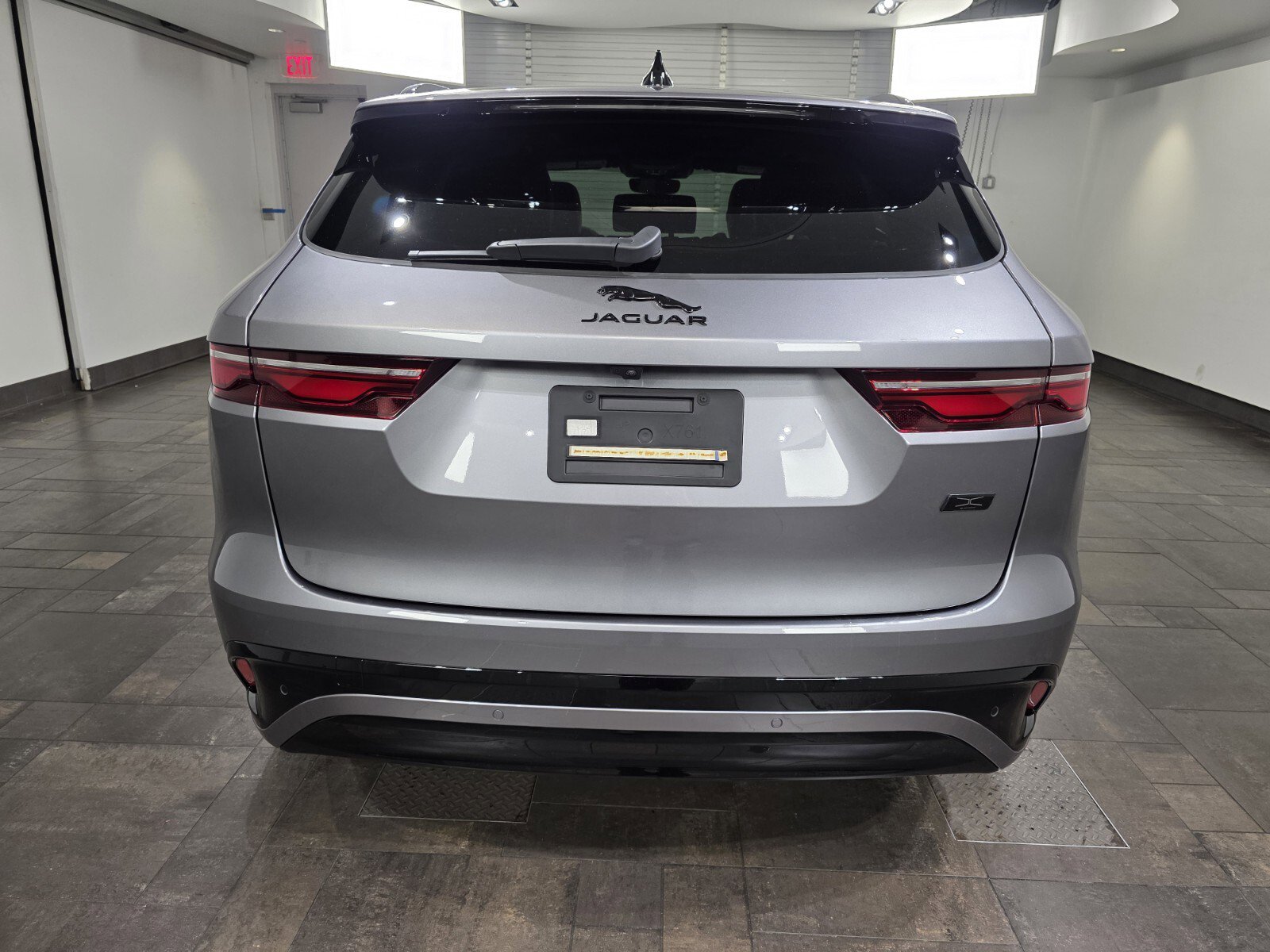 New 2026 Jaguar F-PACE R-Dynamic S image 5
