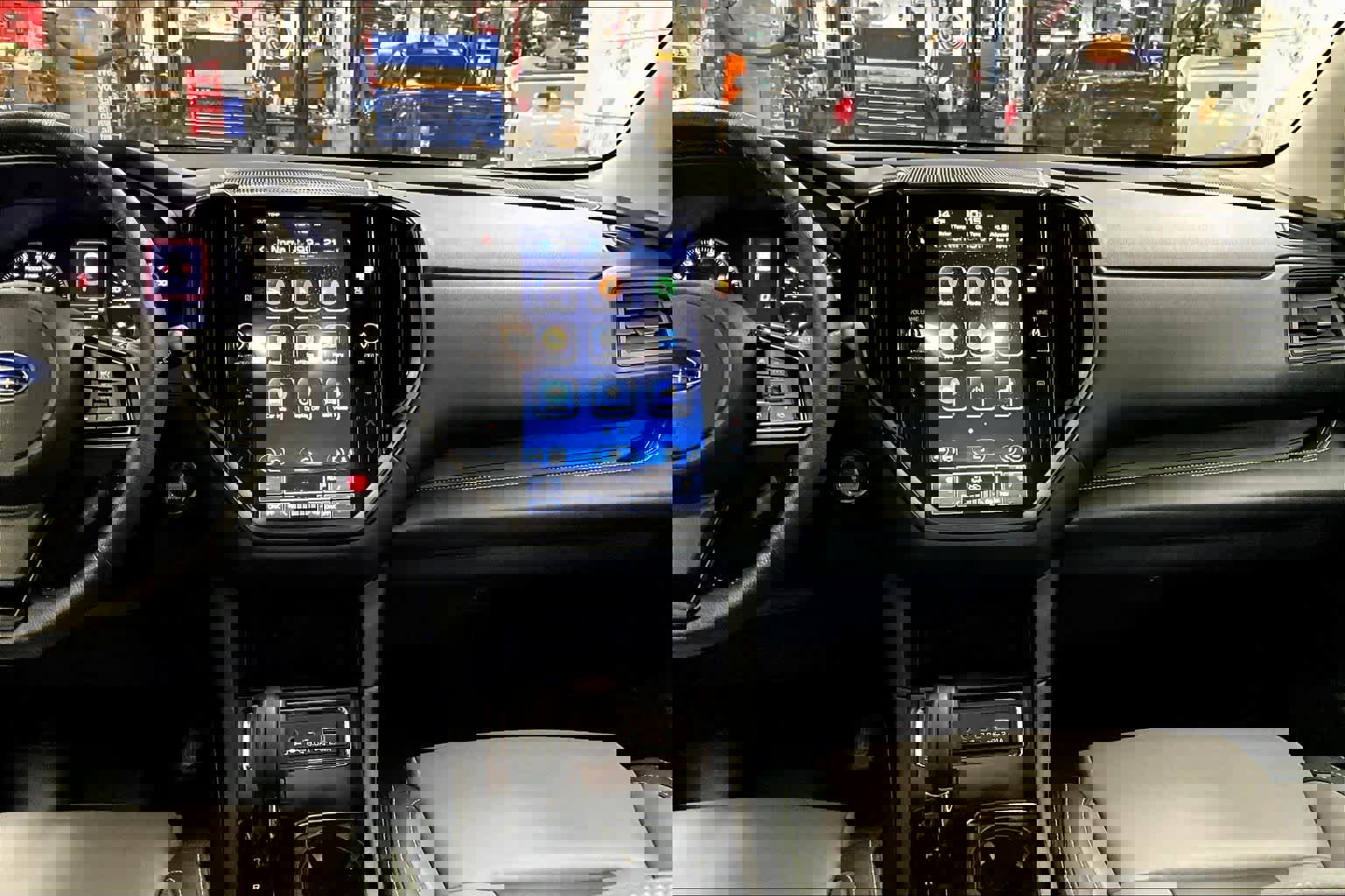 Used 2025 Subaru Ascent Onyx Edition image 7