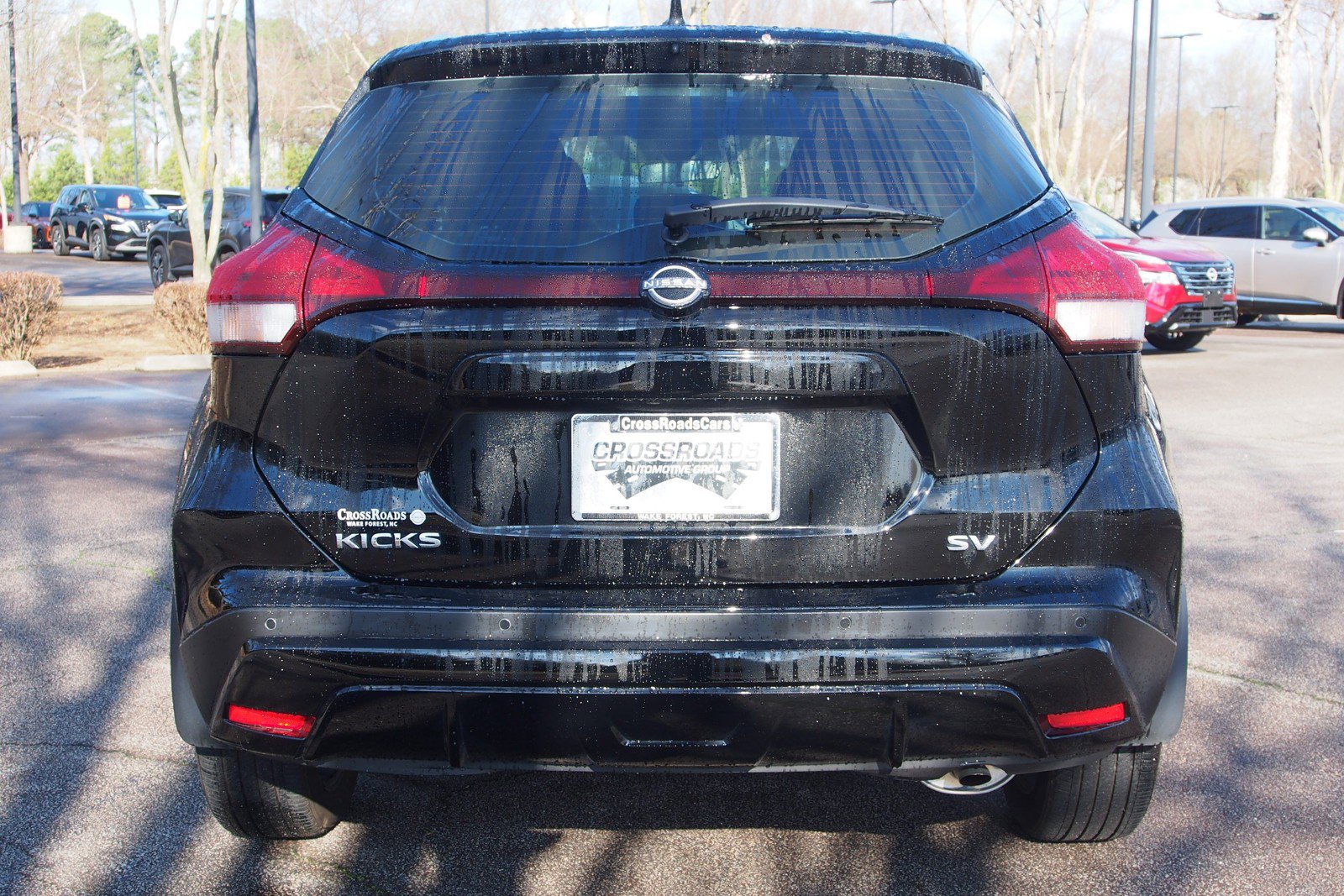 Used 2023 Nissan Kicks SV image 6