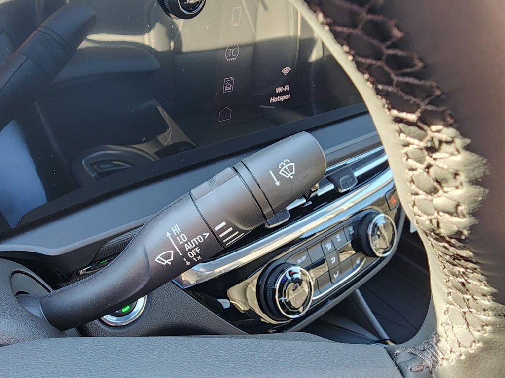 New 2026 Buick Envista Sport Touring w/ Studio Series image 23