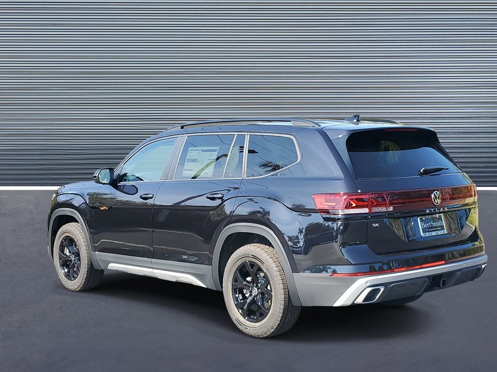 New 2026 Volkswagen Atlas Peak Edition image 4