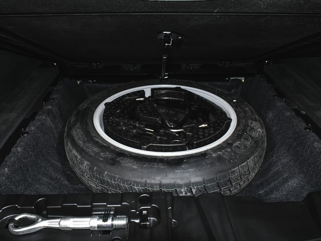 Used 2023 BMW X6 xDrive40i w/ Executive Package image 73