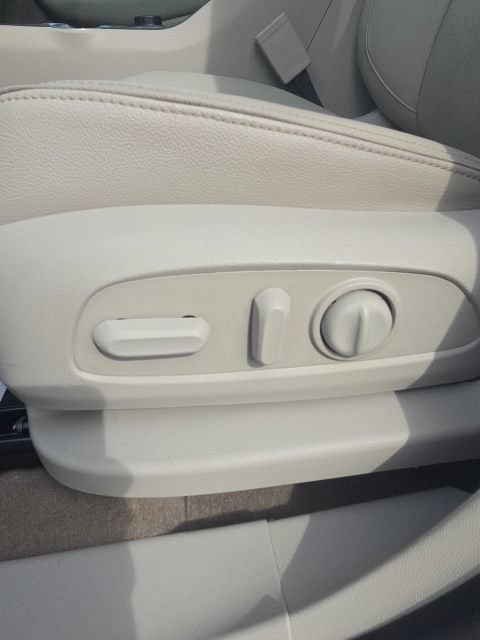 Used 2020 GMC Terrain Denali w/ LPO, Floor Liner Package AWD/4WD image 14