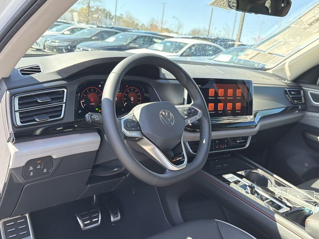 New 2026 Volkswagen Atlas Peak Edition image 10