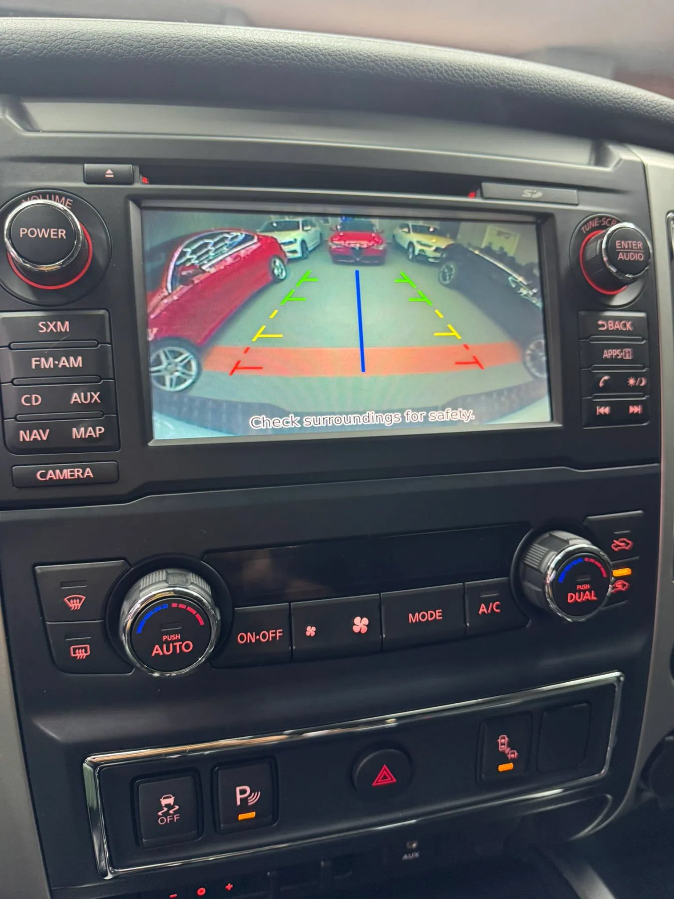 Used 2017 Nissan Titan SV RWD image 31